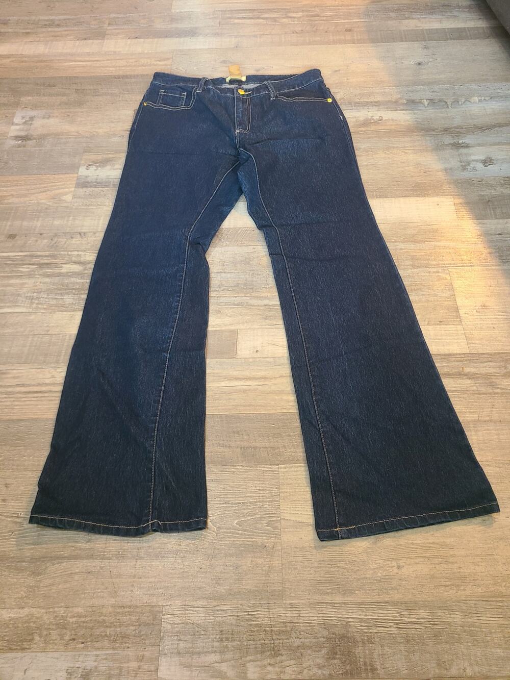 Miss Tina size 10 women's flare jeans